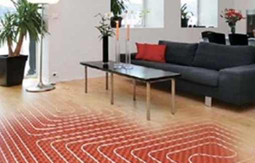 地暖上面鋪什么好？是選擇地板呢？還是瓷磚呢？