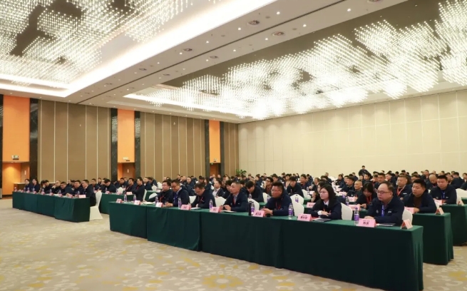 龍勝管全國經(jīng)銷商年會圓滿召開,見相非相,即見如來! 龍勝管全國經(jīng)銷商年會圓滿召開,見相非相,即見如來!