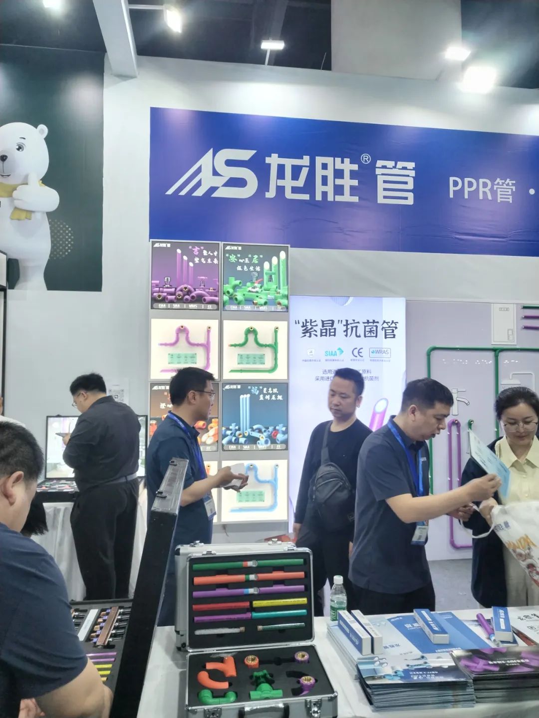 龍勝管2025成都建博會：用科技重塑健康，以藝術定義未來